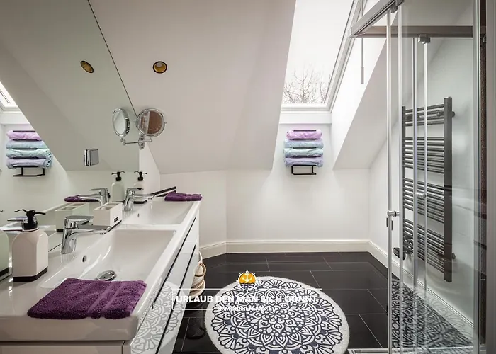 Apartman Schindler Luxury Penthouse - Sea View Terrace, Pool & Private Parking *