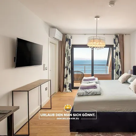 Schindler Luxury Penthouse - Sea View Terrace, Pool & Private Parking Apartment Opatija