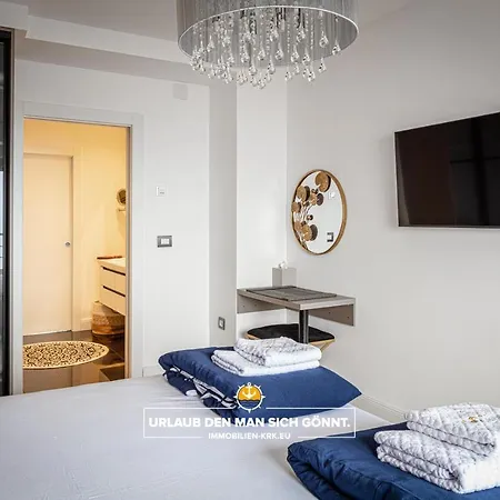 Schindler Luxury Penthouse - Sea View Terrace, Pool & Private Parking Appartement Opatija