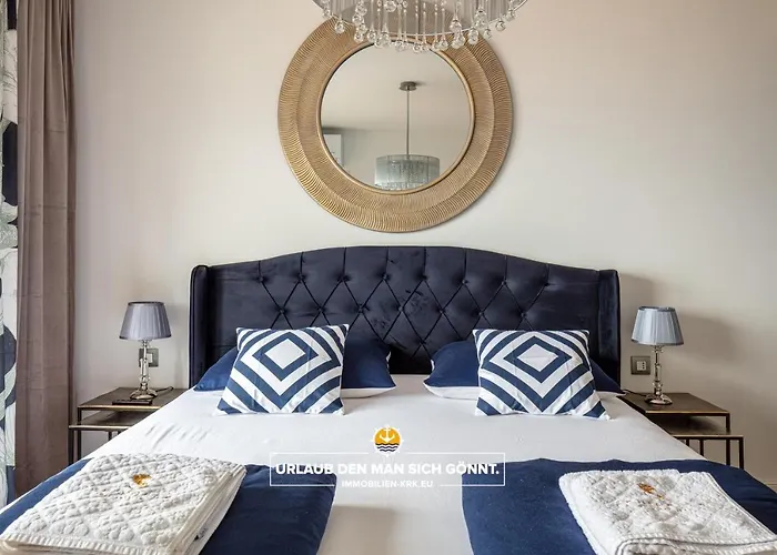 Schindler Luxury Penthouse - Sea View Terrace, Pool & Private Parking