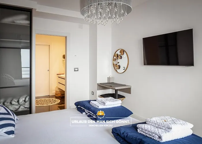 Schindler Luxury Penthouse - Sea View Terrace, Pool & Private Parking Appartement Opatija