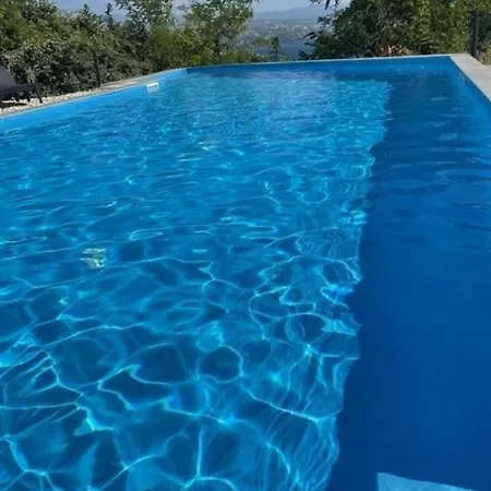 Schindler Luxury Penthouse - Spacious Luxury Penthouse In With Sea View, Pool & Private Garage أوباتيا